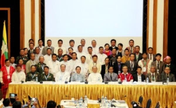 Group photo at NCA draft signing on March 31 ( Photo: MPC)