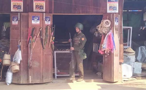 Photo by – Khun Zaw Oo VJ/  A soldiers from the Burma Army