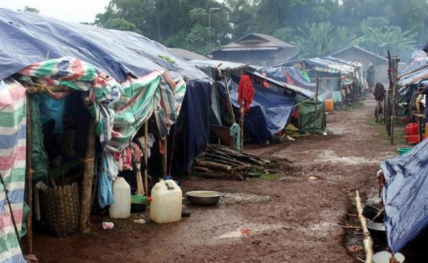Temporary displacement site in Mong Hsu Township, Shan State on 4 December 2015. Credit: OCHAtime