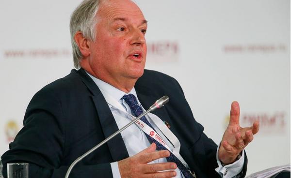 Unilever CEO Paul Polman speaks speaks during the Gaidar Economic Forum in Moscow, Russia, 12 January 2017. Photo: Yuri Kochetkov/EPA