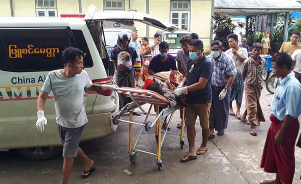 ဓါတ်ပုံ - U Than Tun