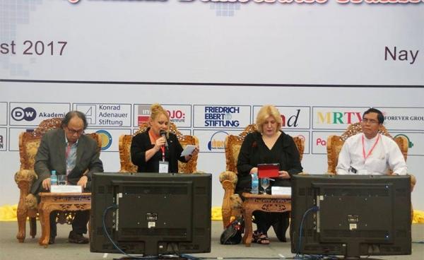 Panelists - U Aung Hla Tun, Vice Chairman-1, New Media Council (R), Kavi Chongkittavorn, Executive Director and Chief Editor of Myanmar Times (R), and Mrs Dunja Mijatovic, international expert on media freedom (R-C) - discuss the importance of media in reporting on government developments and the changes on the road to full democracy in Myanmar. Photo. MOI