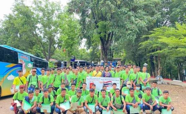 ယခုလအတွင်း MOU စနစ်ဖြင့် ထိုင်းနိုင်ငံသို့ စေလွှတ်ခဲ့သည့် ပြည်တွင်း အလုပ်သမားအချို့ကို တွေ့ရစဉ်။ ဓာတ်ပုံ- CJ