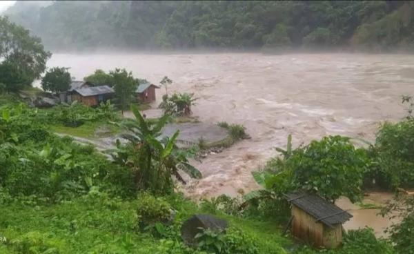 ပူတာအိုဒေသမှာ ယခုရက်ပိုင်းအတွင်း ရေကြီးရေလျှံဖြစ်တဲ့ မြင်ကွင်းအခြေအနေ။