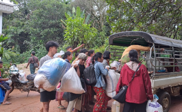 ဓာတ်ပုံ - CJ