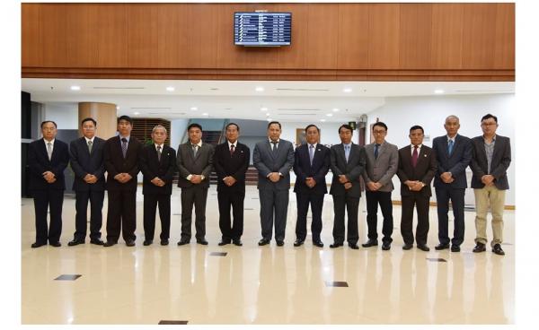 နိပေါနိုင်ငံသို့ JMC-U အဖွဲ့ခရီးစတင်မထွက်ခွာမီ ရန်ကုန်လေဆိပ်တွင်အမှတ်တရ(photo/JMC)