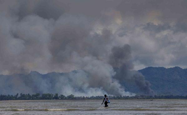 မောင်တောမြို့နယ်တွင် ရိုဟင်ဂျာ အိမ် ၆ လုံး မီးလောင်ပျက်စီး