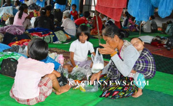 နမ္မတီးမြို့တွင် စစ်ပြေးဒုက္ခသည်အဖြစ် ရောက်ရှိနေသည့် ကဆုန်စစ်ရှောင်များ 