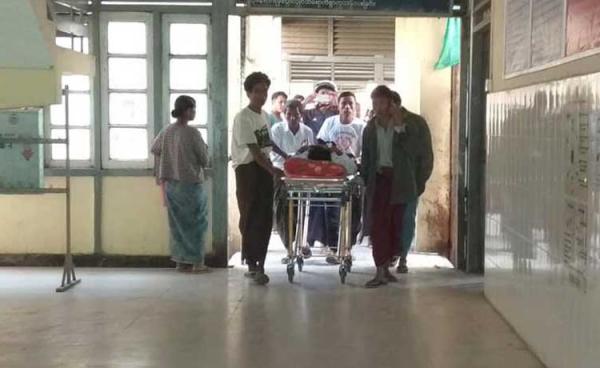 ဓာတ်ပုံ - ရွှေရောင်မေတ္တာဖောင်ဒေးရှင်း