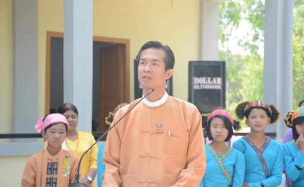 ကယားပြည်နယ်ဝန်ကြီးချုပ် ဦးအယ်လ်ဖောင်းရှို (ဓါတ်ပုံ -Katarawaddy Times)