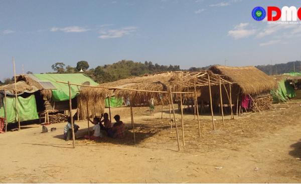 ခွေးသေစစ်ဘေးရှောင်စခန်းကိုတွေ့ရစဉ် (ဓာတ်ပုံ-REC)