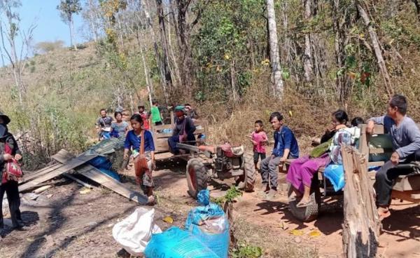 ဒူးသထူခရိုင်တွင် လေကြောင်းရန်ကြောင့် ကျေးရွာ (၆) ရွာထက်မနည်း တိမ်းရှောင်နေရ