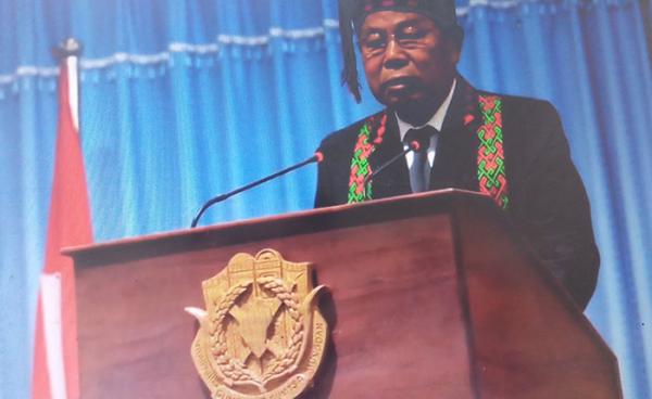 KIO ဥက္ကဌ ဗိုလ်ချုပ်ကြီး Nban La၊ ဇန်နဝါရီ ၂၇ ကျမ်းသစ္စာ ခံယူပွဲ၊ လိုင်ဇာ