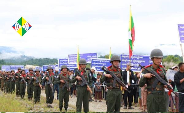 ပြီးခဲ့တဲ့ ၂၀၂၅ ခုနှစ်၊ ပူတာအိုဒေသမှာ စစ်တပ်ထောက်ခံသူတွေက KIA နဲ့ PDF ကိုဆန္ဒပြထုတ်ဖော်ခဲ့ 