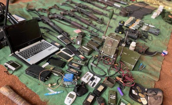 KNIC/  ဧပြီ ၁၆ နှင့် ၁၇ ရက်အတွင်း တိုက်ပွဲတွင် စကစတပ်များမှ သိမ်းဆည်းရမိသောလက်နက်ခဲယမ်းများ