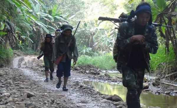 ရှားတောမြို့နယ်တွင် အမဲလိုက်နေသည့် KNPP တပ်သားများကို တွေ့ရစဉ်။ (ဓါတ်ပုံ – KNPP)