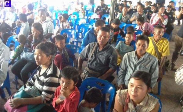 Returned refugees at reception center - October 2016