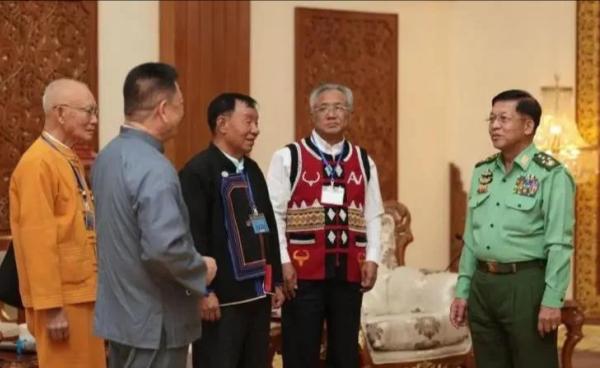 The junta head and leaders of the UWSA, NDAA, and SSPP/SSA during a meeting in Naypyidaw, 2022