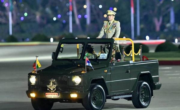 ၂၀၂၄ မတ်လ ၂၇ ရက်နေ့ တပ်မတော်နေ့အခမ်းအနားတွင် မြင်တွေ့ရသည့် စစ်ခေါင်းဆောင်။ ဓါတ်ပုံ- AFP