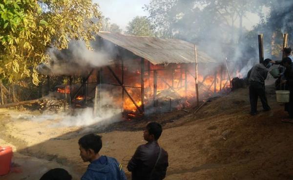 မိုင်းခေါင်စစ်ရှောင်စခန်း။ ဓါတ်ပုံ Nhku La