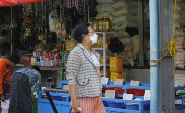 ဓာတ်ပုံ - သန်းထိုက်အောင်