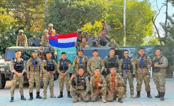 KNA တပ်ဖွဲ့ဝင်အချို့အား တွေ့ရစဉ် (ပုံဟောင်း)