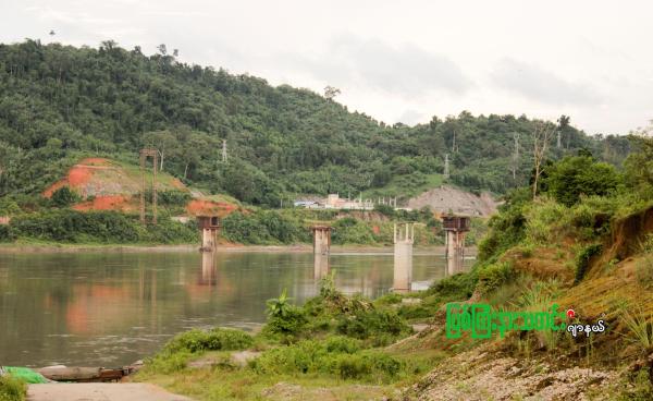 ပုံဟောင်းဖြစ်ပါသည်။