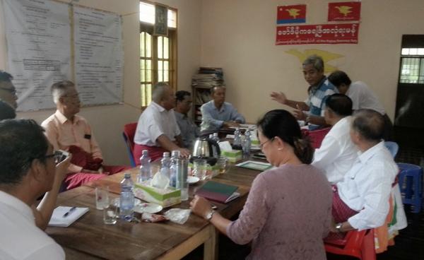 Meeting of the leaders from the two Mon parties (photo:Facebook)