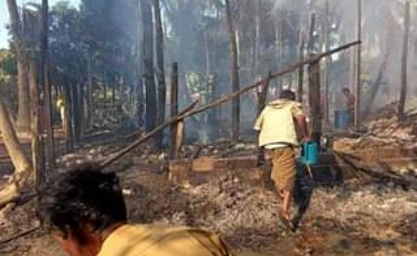 Two houses burned to ground at Muslim village of Sin Thay Pyin in Buthidaung Township after the artellery shell hit the village on 14 December 2019. (Photo- Aung Thaung Shwe/ Facebook)