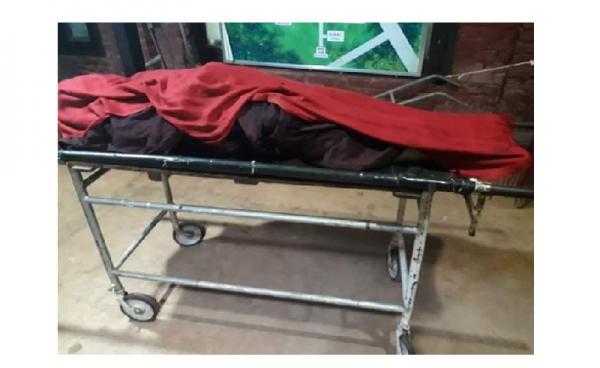 ကျောင်းယွက်ကျောင်းတိုက်ဆရာတော် ဦးကလျာဏ ၀ံသ၏ ရုပ်ကလပ် (photo/Kyaut Mae Youth)