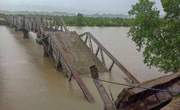 ဓာတ်ပုံ - ခိုင်မင်းသျှင်