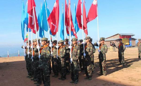 ရှမ်းပြည် ပြန်လည်ထူထောင်ရေးကောင်စီ/ရှမ်းပြည်တပ်မတော်(RCSS/SSA)စစ်ရေးပြအခမ်းအနားကိုတွေ့ရစဉ်။