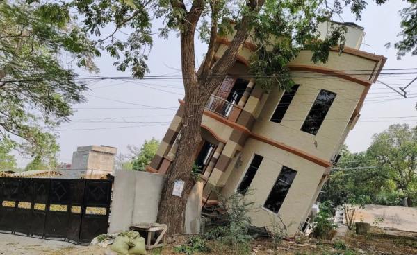 This UGC photo taken and posted by Hla Myo Aung on Facebook on March 28, 2025 shows a damaged building in Sagaing, following an earthquake. (Photo by Handout / Courtesy of Facebook user Hla Myo Aung / AFP)