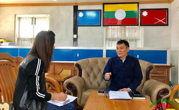 RCSS/SSA ၏ အတွင်းရေးမှူး ၃ ဗိုလ်မှူးကြီးစိုင်းငင်း အားသျှမ်းသံတော်ဆင့်မှတွေ့ဆုံမေးမြန်းမှုပြုနေစဉ်