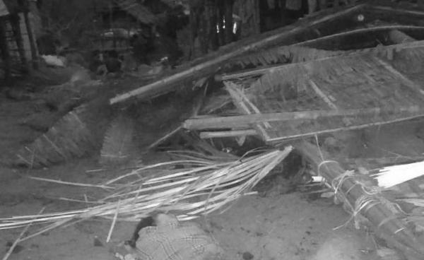 ဖေဖော်ဝါရီလ ၂၃ ရက်နေ့က စစ်ကောင်စီ၏ စက်တပ်လေထီးဖြင့် ဗုံးကြဲခံရပြီးနောက်မြင်ကွင်း (ဓာတ်ပုံ – ပေးပို့)