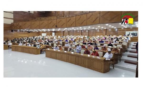 စက်တင်ဘာ ၁၈ ရက်နေ့ကကျင်းပသော သျှမ်းပြည်နယ်လွှတ်တော်အစည်းအဝေး