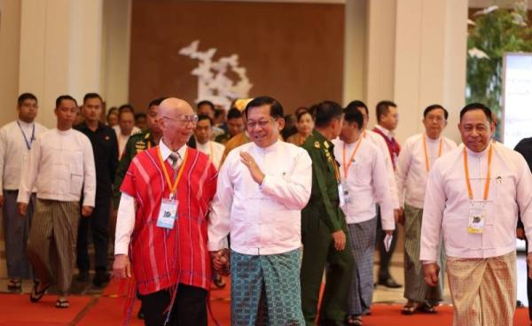 ပုံခရက်တစ် - အာဏာသိမ်း စစ်တပ်၏ ဝါဒဖြန့် တယ်လီဂရမ် ချန်နယ်