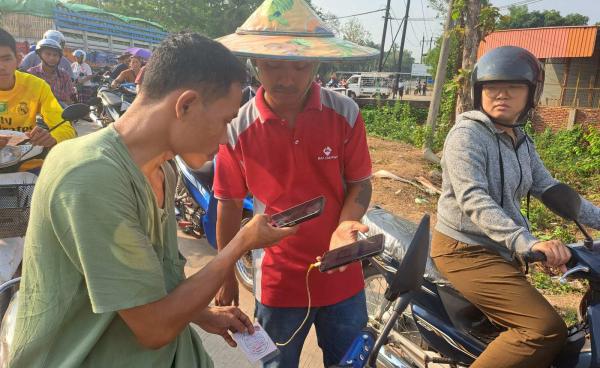 ဓာတ်ပုံ-Social Media