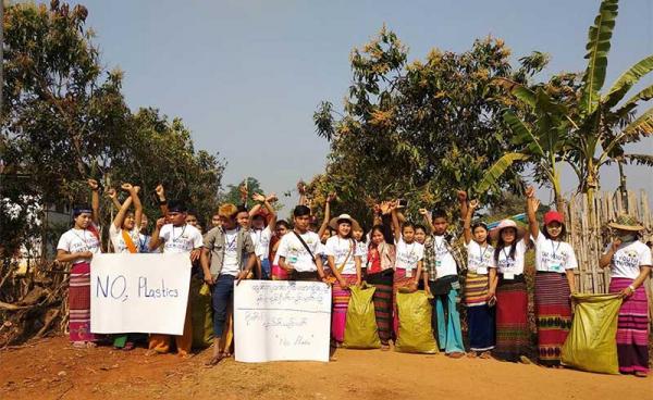 ရှမ်းလူငယ်ကွန်ယက် TYN မှ အင်အား ၂၀၀ ကျော် ရပ်စောက်မြို့တွင် အမှိုက်ကောက်သိမ်း သန့်ရှင်းရေးပြုလုပ်