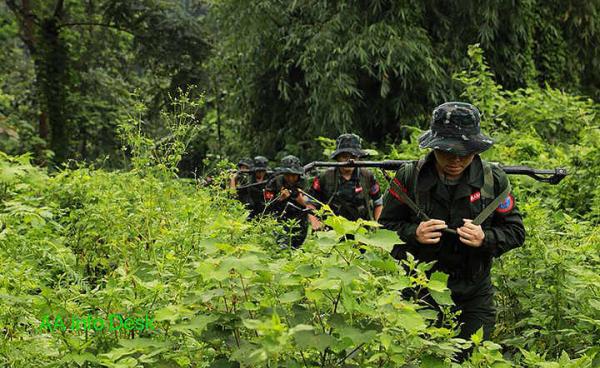 ရက္ခိုင့်တပ်မတော်(AA) မှ စစ်သည်တော်များ။ ဓာတ်ပုံ - AA