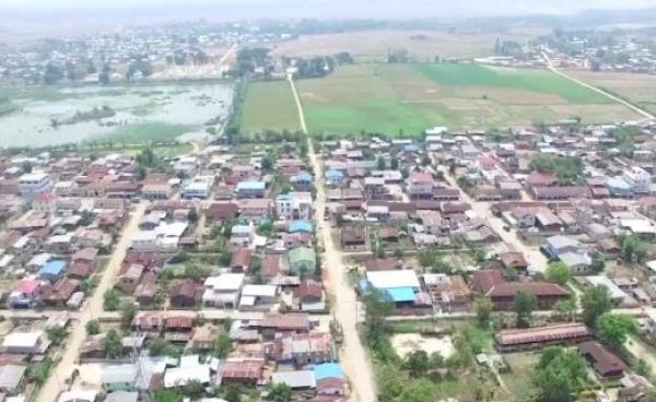 Photo by SHAN- လဲချားမြို့အား အထက်မြင်ကွင်းမှ မြင်တွေ့ရပုံ