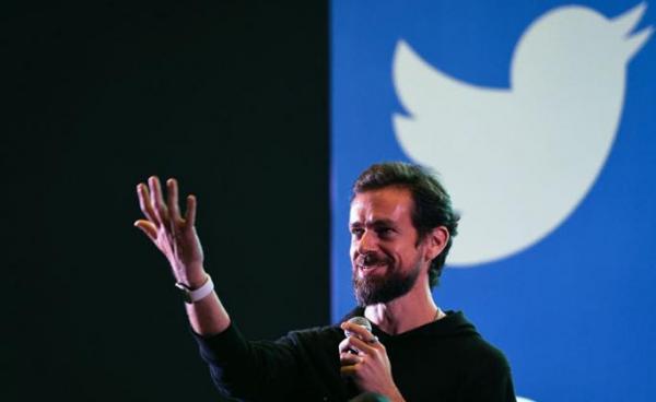 Twitter CEO and co-founder Jack Dorsey gestures while interacting with students at the Indian Institute of Technology (IIT) in New Delhi on November 12, 2018. Photo: Prakash Singh/AFP