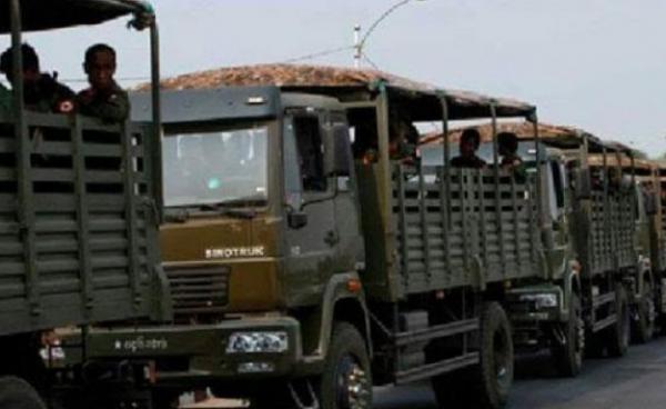 Photo Credit to KNG/ သျှမ်းပြည်မြောက်ပိုင်းသို့ တက်သွားသည့် စစ်ကားကြီးများ