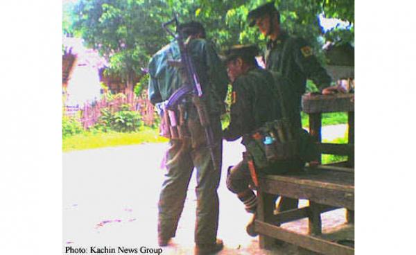 ကချင်လွတ်လပ်ရေးတပ်မတော် KIA စစ်သား၊ မြစ်ကြီးနား-ဗန်းမော်လမ်း၊ ကချင်ပြည်နယ်