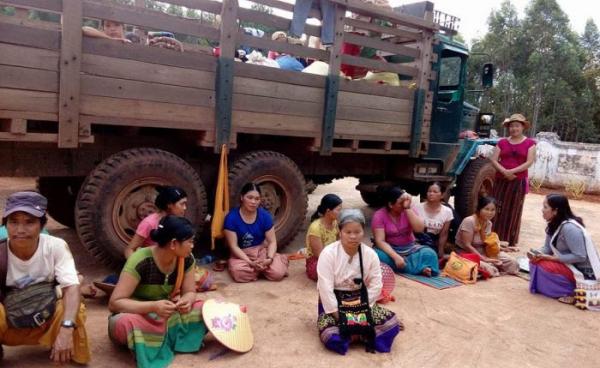 Photo by Sipaw Youth / သီပေါမြို့နယ် နောင်ကော့ဘုန်းကြီးကျောင်းမှ စစ်ဘေးရှောင်များ နေရပ်ပြန်နေကြစဉ်