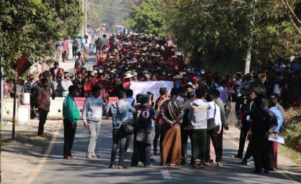 Students during the protest. Photo: Kayan New Generation Youth - KNGY/Facebook