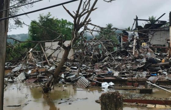 ဓါတ်ပုံ - (SHRF) လေကြောင်းတိုက်ခိုက်မှုကြောင့် ပျက်စီးသွားသော မဘိမ်းမြို့နယ် ရပ်ကွက် ၃ ရှိ ဆေးရုံ အဆောက်အအုံ