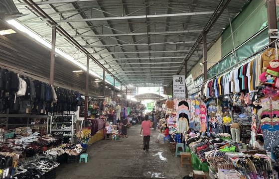 ဓာတ်ပုံ - (ရှမ်းနီအသံ) မိုးညှင်းမြို့မဈေးအား ဩဂုတ်လအတွင်း တွေ့ရစဉ်