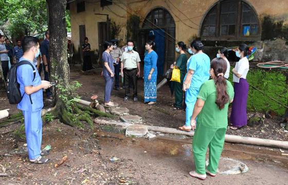 (ပုံစာ - ၂၀၂၄ ခုနှစ်အတွင်းက တာမွေမြို့နယ်အတွင်း ဝမ်းပျက်/ဝမ်းလျှောရောဂါ ဖြစ်ပွားခဲ့သည့်နေရာများသို့ ကွင်းဆင်းနေကြစဉ် / ဓာတ်ပုံ - MOI)