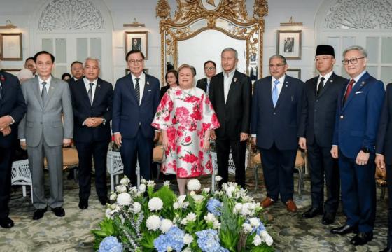 ဓါတ်ပုံ - Asean (ပုံဟောင်း)